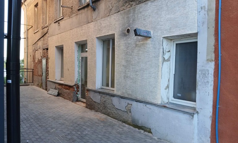 Продаж нежитлові приміщення в центрі селища Козова Тернопільської області