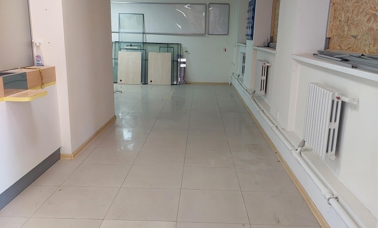 Продаж нежитлових приміщень в м. Херсон, вул. Іллюши Кулика, будинок 143