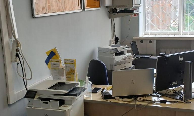 нежитлові (торгово-офісні) приміщення в с-щі. Шишаки Полтавської області