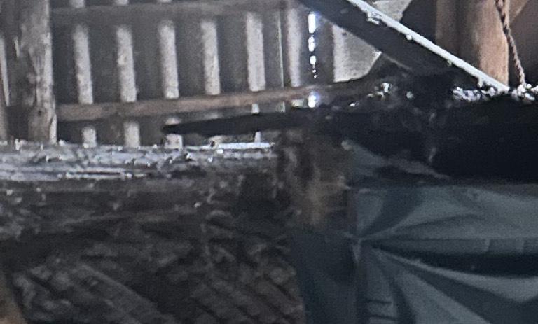 Нежитлова будівля в центрі с-ща. Широке, Дніпропетровської області