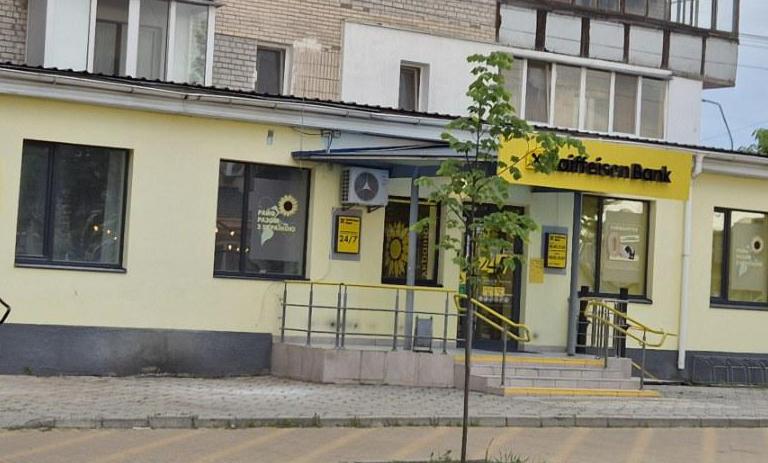 Фасадне нежитлове приміщення в м Звягель Житомирської області