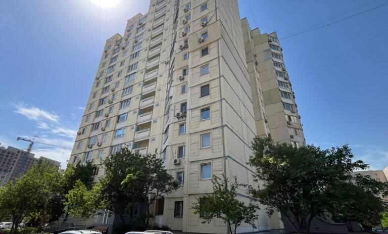Примусовий продаж нерухомого майна у м. Києві, вул. Ернста, буд. 6, кв. 114 (незаставне).