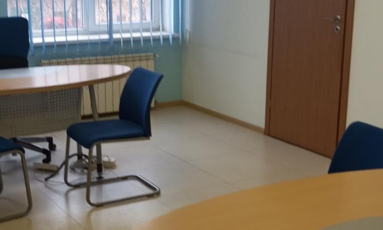 Нежитлова будівля, офісні приміщення другого поверху в м Виноградів, Закарпатської області