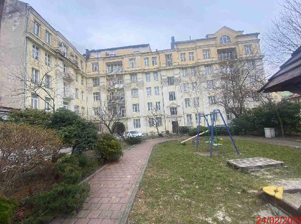 Відступлення права вимоги (квартира)