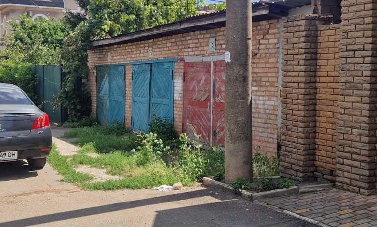 Примусовий продаж через електронні торги не заставного майна у м. Кривий Ріг, вул. Дністровська, 14 (будинок та земельна ділянка)
