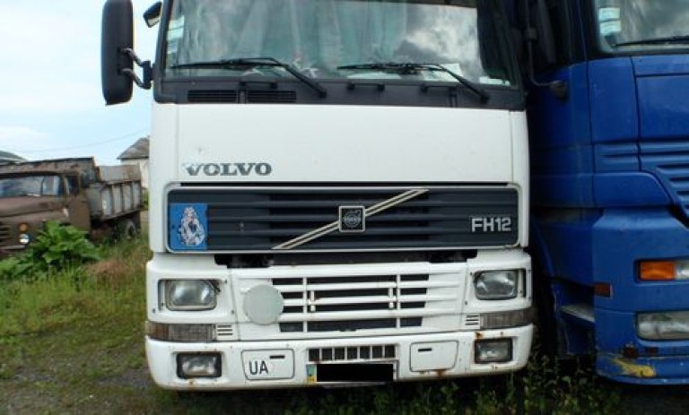 Продаж права вимоги VOLVO FH12 420