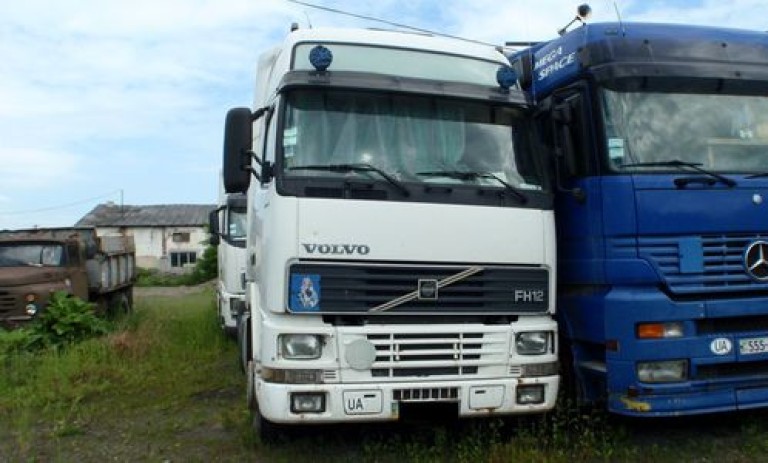 Продаж права вимоги VOLVO FH12 420